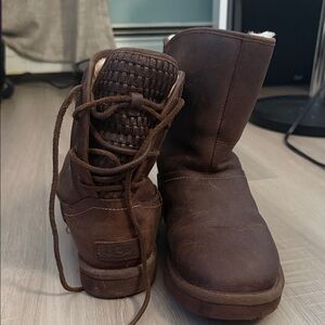 UGG Brown Shearling Lined Winter Lace-Up & Slip-On Boots